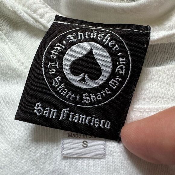 Trasher Women’s Shirt Sleeve T-Shirt Size Small Very stained Skater Style - Picture 9 of 16